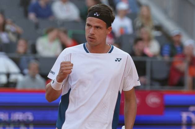 GER, Hamburg, xFSx , ATP 500 , Mens Tennis Tournament Bitpanda Hamburg Open 2025, Sixteenth Final 20 05 2025 Daniel Altmaier GER Winner fist, cheer Copyright: HMBxMedia FernandoxSoares