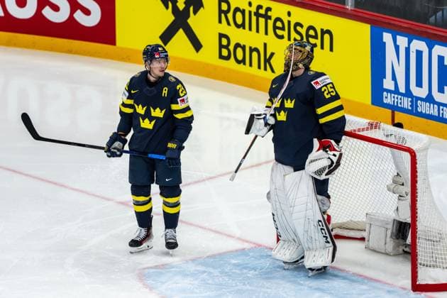 250520 Lucas Raymond and goaltender Jacob Markström of Sweden look dejected after 0 1 during the 2025 IIHF Ice Hockey World Championship group stage game between Sweden and Canada on May 20, 2025 in Stockholm Photo Simon Hastegard BILDBYRAN kod SH JM0689 ishockey ice hockey ishockey vm 2025 vm 2025 iihf world championship sverige sweden kanada canada bbeng gruppspel depp  Copyright: SIMONxHASTEGARD BB250520SH003
