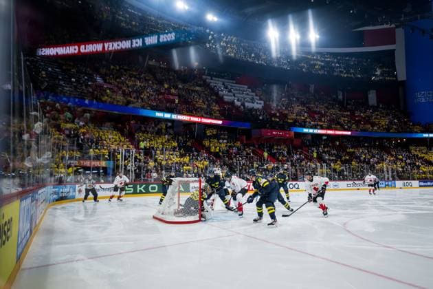 250520 Goaltender Jacob Markström of Sweden and Travis Sanheim of Canada during the 2025 IIHF Ice Hockey World Championship group stage game between Sweden and Canada on May 20, 2025 in Stockholm Photo Joel Marklund BILDBYRAN kod JM JM0689 ishockey ice hockey ishockey vm 2025 vm 2025 iihf world championship sverige sweden kanada canada bbeng gruppspel  Copyright: JOELxMARKLUND BB250520JM015