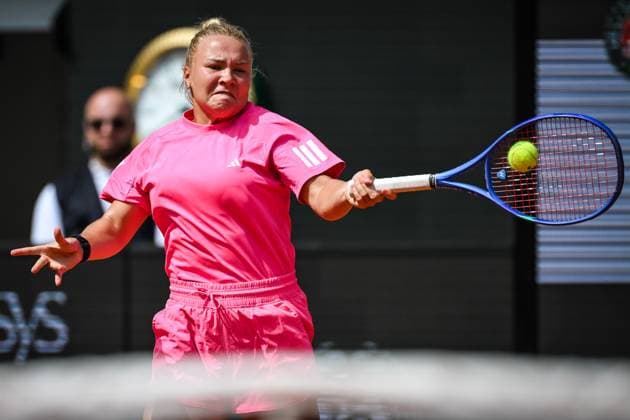 May 20, 2025, Paris, France, France: Diana SHNAIDER of Russia during a training session of Roland-Garros 2025, French Open 2025, Grand Slam tennis tournament at Roland-Garros Stadium on May 20, 2025 in Paris, France. Paris France - ZUMAm308 20250520_zsp_m308_093 Copyright: xMatthieuxMirvillex