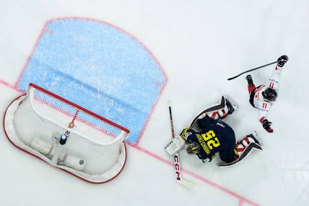 250520 Travis Konecny of Canada celebrates the 1 3 goal by Ryan O Reilly not pictured behind goaltender Jacob Markström of Sweden during the 2025 IIHF Ice Hockey World Championship group stage game between Sweden and Canada on May 20, 2025 in Stockholm Photo Joel Marklund BILDBYRAN kod JM JM0689 ishockey ice hockey ishockey vm 2025 vm 2025 iihf world championship sverige sweden kanada canada bbeng gruppspel depp jubel  Copyright: JOELxMARKLUND BB250520JM084
