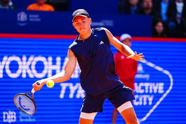 Justin Engel GER GER, Andrey Rublev RUS vs Justin Engel GER , Tennis, ATP 500, Bitpanda Hamburg Open, Round of 16, 21 05 2025 GER, Andrey Rublev RUS vs Justin Engel GER , Tennis, ATP 500, Bitpanda Hamburg Open, Round of 16, 21 05 2025 Hamburg Copyright: xEibner-Pressefoto MarcelxvonxFehrnx EP_MFN