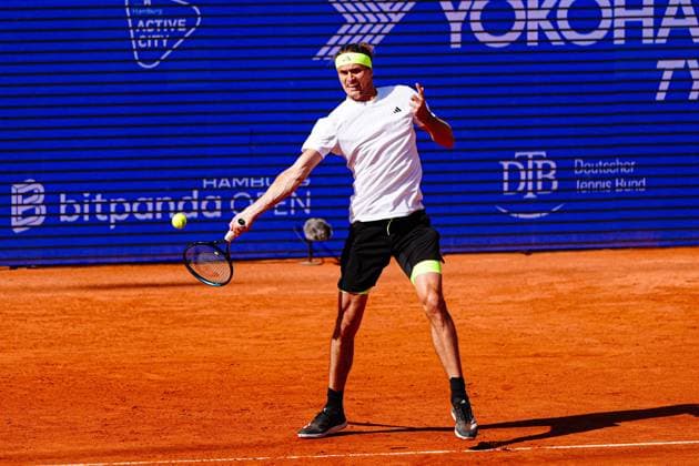 Alexander Zverev GER GER, Alexander Zverev GER vs Alexandre Muller FRA , Tennis, ATP 500, Bitpanda Hamburg Open, Round of 16, 21 05 2025 GER, Alexander Zverev GER vs Alexandre Muller FRA , Tennis, ATP 500, Bitpanda Hamburg Open, Round of 16, 21 05 2025 Hamburg Copyright: xEibner-Pressefoto MarcelxvonxFehrnx EP_MFN