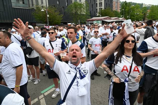 Bilbao prepares for the UEFA Europa League final Tottenham fans before the match between Manchester United and Tottenham on the occasion of the Europa League final, 21 May 2025, in Bilbao, Vizcaya, Basque Country Spain San Mamés stadium hosts the match between Manchester United and Tottenham that will decide the European silver division champion The final is the biggest event held in Bilbao to date 21 MAY 2025 UEFA EUROPA LEAGUE MANCHESTER TOTTHAM FUTBOL Bilbao, Vizcaya Basque Country Bilbao, Vizcaya Basque Country Spain  Copyright: xDavidxdexHarox 6737937