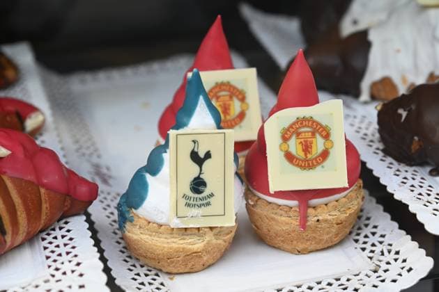 Bilbao prepares for the UEFA Europa League final A pastry shop offers pastries with the teams symbol before the match between Manchester United and Tottenham on the occasion of the Europa League final, on 21 May 2025, in Bilbao, Vizcaya, Basque Country Spain The San Mamés stadium hosts the match between Manchester United and Tottenham that will decide the champion of the European silver division The final is the biggest event held in Bilbao to date 21 MAY 2025 UEFA EUROPA LEAGUE MANCHESTER TOTTHAM FUTBOL Bilbao, Vizcaya Basque Country Bilbao, Vizcaya Basque Country Spain  Copyright: xDavidxdexHarox 6737983
