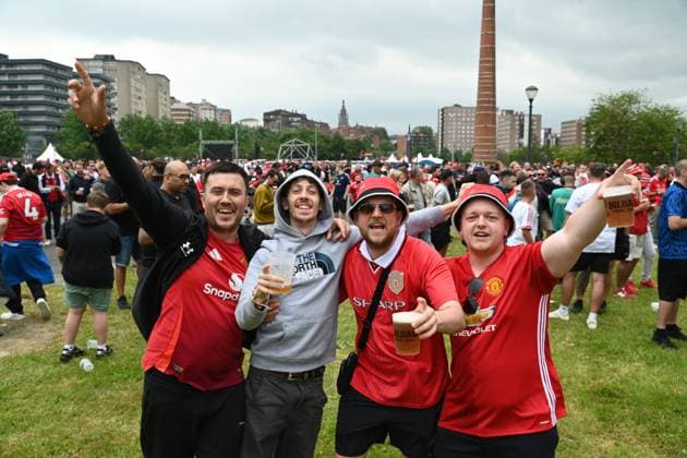 Bilbao prepares for the UEFA Europa League final Ambiente in the Manchester United fan zone before the match between Manchester United and Tottenham on the occasion of the Europa League final, 21 May 2025, in Bilbao, Vizcaya, Basque Country Spain The San Mamés stadium hosts the match between Manchester United and Tottenham that will decide the champion of the European silver division The final is the biggest event held in Bilbao to date 21 MAY 2025 Bilbao, Vizcaya Pais Vasco Bilbao, Vizcaya Pais Vasco Espana  Copyright: xDavidxdexHarox 6738523