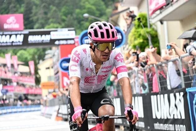 May 21, 2025, Castelnovo Ne Monti, ITALY: Equadorian rider Richard Carapaz of Education -Easypost team to cross the finish line and win the 11th stage of the 108 Giro d Italia 2025, cycling race over 186 km from Viareggio to Castelnovo Ne Monti, Italy, 21 May 2025. ANSA LUCA ZENNARO Giro: Carapaz Vince L 11 A Tappa, Del Toro Resta Leader  - ZUMAa110 20250521_zaf_a110_023 Copyright: xLucaxZennarox