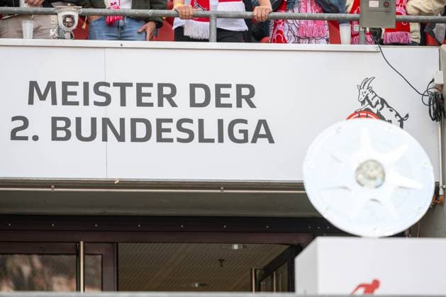 18 05 2025, Football 2 Bundesliga, Season 2024 2025, 34 Matchday, 1 FC Koeln 1 FC Kaiserslautern at RheinEnergieStadion in Koeln 1 FC Koeln is champion of the 2 Bundesliga Important note According to the regulations of the DFL German Football League or the DFB German Football Association, it is prohibited to use or have used photographs taken in the stadium and or of the match in the form of sequential images and or video-like photo series Photo Kirchner Media Thomas Haesler Copyright: xKirchner-Media ThomasxHaeslerx