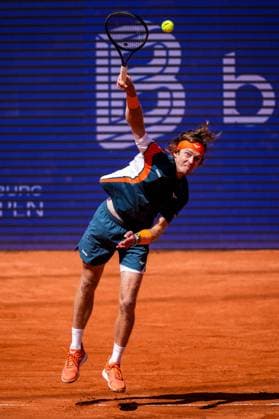 HAMBURG, GERMANY - MAY 21: Andrey Rublev of Russia serves in his Men s Singles Second Round match against Justin Engel of Germany during Day Five of the Bitpanda Hamburg Open at Am Rothenbaum on May 21, 2025 in Hamburg, Germany. (Photo by Rene Nijhuis) SPO  Copyright: xRenexNijhuis