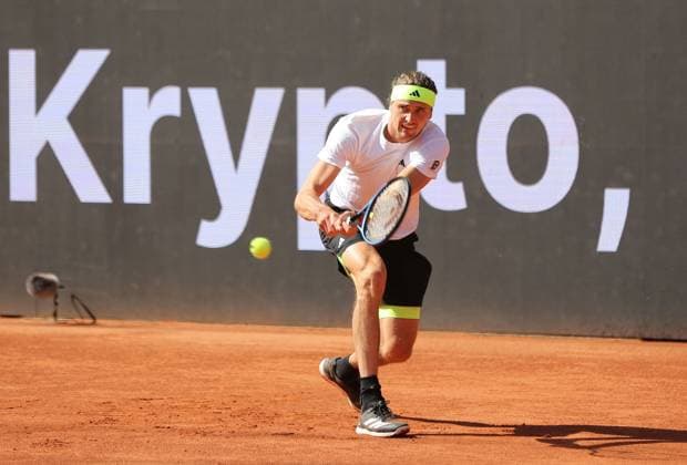 21 05 2025, xcex, GER, Hamburg, Tennis Stadion am Rothenbaum, Tennis, Men, ATP 500 Tournament, Tournament, Bitpanda Hamburg Open 2025, Alexander Zverev Germany DFL regulations prohibit any use of photographs as image sequences and or quasi video