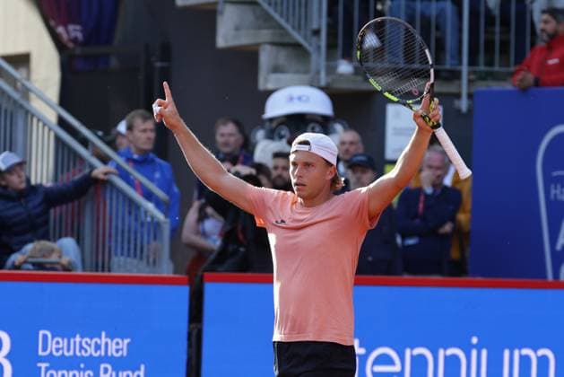 GER, Hamburg, xFSx , ATP 500 , Mens Tennis Tournament Bitpanda Hamburg Open 2025, Round of 16 21 05 2025 Alexandre Muller FRA wins against Alexander Zverev GER Copyright: HMBxMedia FernandoxSoares