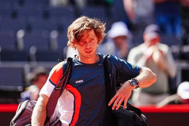 Andrey Rublev RUS GER, Andrey Rublev RUS vs Justin Engel GER , Tennis, ATP 500, Bitpanda Hamburg Open, Round of 16, 21 05 2025 GER, Andrey Rublev RUS vs Justin Engel GER , Tennis, ATP 500, Bitpanda Hamburg Open, Round of 16, 21 05 2025 Hamburg Copyright: xEibner-Pressefoto MarcelxvonxFehrnx EP_MFN