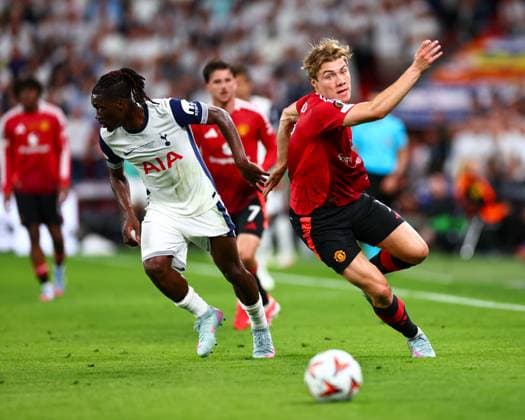 Rasmus Hojlund of Manchester United, ManU Tottenham Hotspur v Manchester United, Europa League Final, Football, San Mames Stadium, Bilbao, Spain - 21 May 2025 EDITORIAL USE ONLY No use with unauthorised audio, video, data, fixture lists, club league logos or live services. Online in-match use limited to 120 images, no video emulation. No use in betting, games or single club league player publications.  Copyright: xJamesxMarsh Shutterstockx 15312890cq