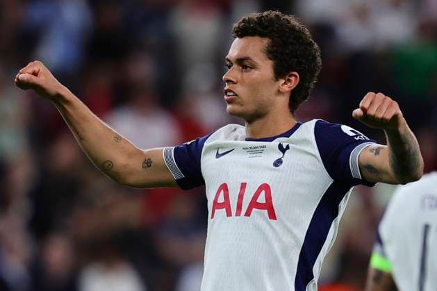 Brennan Johnson of Tottenham Hotspur celebrates after scoring the goal of 1-0 during the 2024 2025 Europa League Final football match between Tottenham Hotspur and Manchester United, ManU at San Mames stadium in Bilbao (Spain), May 21st, 2025. CesarexPurini