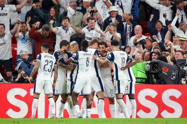 Tottenham Hotspur FC v Manchester United, ManU FC Tottenham Hotspur midfielder Brennan Johnson (22) scores a GOAL 1-0 and celebrates during the Tottenham Hotspur FC v Manchester United FC UEFA Europa League Final at the Estadio de San MamÃ s, Bilbao, Biscay, Spain on 21 May 2025 Credit: Phil Duncan Every Second Media Editorial use only. All images are copyright Every Second Media Limited. No images may be reproduced without prior permission. Copyright: xIMAGO EveryxSecondxMediax ESM-1482-0008 PhilxDuncanx xEveryxSecondxMediax