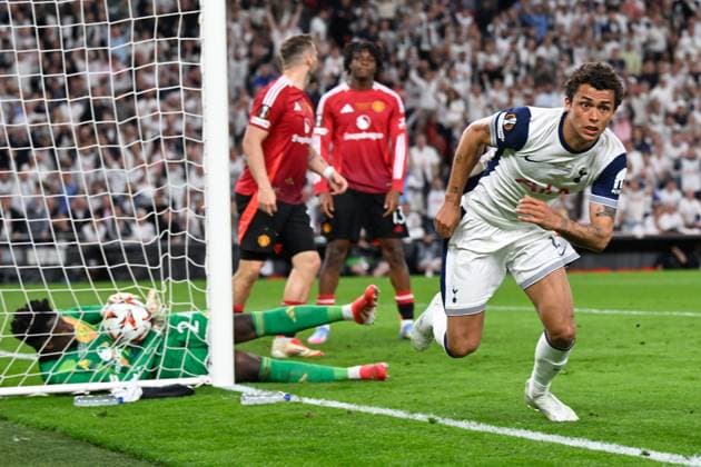 Bilbao, Estadio San Mames, 21 05 25, ESP, Men, UEFA Europa League Final 2025, Season 2024 2025, Tottenham Hotspur Manchester United picture Brennan JOHNSON Tottenham cheers after his goal to 1 0 UEFA regulations prohibit any use of photographs as image sequences and or quasi video Bizkaia Spain