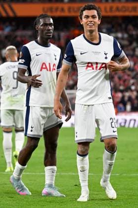 Bilbao, Estadio San Mames, 21 05 25, ESP, Men, UEFA Europa League Final 2025, Season 2024 2025, Tottenham Hotspur Manchester United picture Brennan JOHNSON Tottenham cheers after his goal to 1 0 UEFA regulations prohibit any use of photographs as image sequences and or quasi video Bizkaia Spain