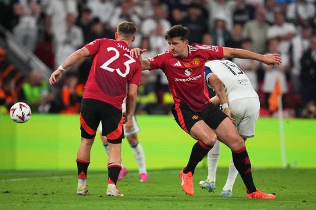 Harry Maguire of Manchester United, ManU Tottenham Hotspur v Manchester United, UEFA Europa League match, Final. Football, San Mames Stadium, Bilbao, Spain - 21 May 2025 Editorial use only  Copyright: xBlanco Pressinphoto Shutterstockx 15313878av
