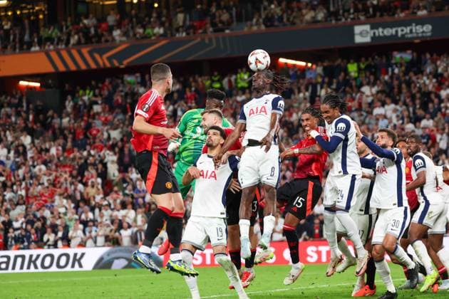 Europa League Football Match - 2024 25 Manchester United, ManU vs Tottenham During the UEFA Europa League Final 2024 25 match on 21 05 2025 in Bilbao, between the English teams Manchester United vs Tottenham at the San Mames stadium In Photo: Yves Bissouma of FC Tottenham Hotspur BILBAO Stadio SAN MAMES Catalogna Spagna Copyright: xFABIOxSASSO FPAxFabioxSasso FPAx Manchester Ubited - Tottenaham2025_05_21Fabio Sasso5041