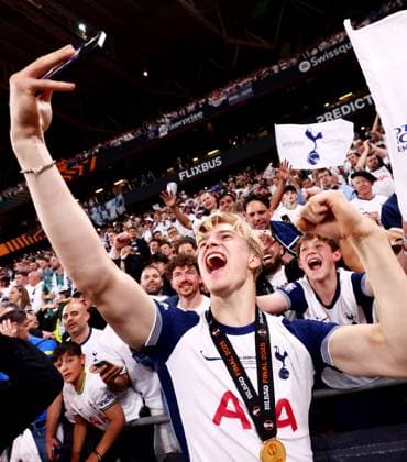 Timo Werner of Tottenham Hotspur celebrates. Tottenham Hotspur v Manchester United, ManU Europa League Final, Football, San Mames Stadium, Bilbao, Spain - 21 May 2025 EDITORIAL USE ONLY No use with unauthorised audio, video, data, fixture lists, club league logos or live services. Online in-match use limited to 120 images, no video emulation. No use in betting, games or single club league player publications.  Copyright: xJamesxMarsh Shutterstockx 15312890hb