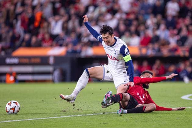 BILBAO 21.05.2025 FINAL LIGA EUROPY UEFA SEZON 2024 25 --- UEFA EUROPA LEAGUE FINAL MATCH SEASON 2024 25 IN BILBAO: TOTTENHAM HOTSPUR - Manchester United, ManU NZ HEUNG MIN SON NOUSSAIR MAZRAOUI FOT. ERNEST KOLODZIEJ 400mm.pl NEWSPIX.PL --- newspix.pl 