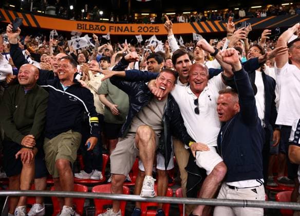 Bilbao, Spain, 21st May 2025. Tottenham fans celebrate after the Tottenham Hotspur vs Manchester United, ManU UEFA Europa League Final match at San Mames, Bilbao. Picture credit should read: David Klein Sportimage EDITORIAL USE ONLY. No use with unauthorised audio, video, data, fixture lists, club league logos or live services. Online in-match use limited to 120 images, no video emulation. No use in betting, games or single club league player publications. SPI_256_DK_Tottenham_Man_Utd SPI-3943-0259