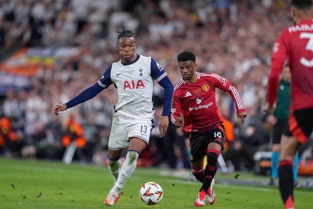 Destiny Udogie of Tottenham Hotspur and Amad Diallo of Manchester United, ManU during the UEFA Europa League Final match between Tottenham Hotspur and Manchester United at the Estadio de San MamÃ s, Bilbao, Spain on 21 May 2025. Copyright: xGiuseppexMaffiax 43290004