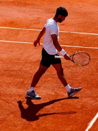 Carlos Alcaraz practices French Open Tennis, Thursday Previews, Qualifying and Practice, Tennis, Roland Garros, Paris, France - 22 May 2025 EDITORIAL USE ONLY No use with unauthorised audio, video, data, fixture lists, club league logos or live services. Online in-match use limited to 120 images, no video emulation. No use in betting, games or single club league player publications. Copyright: xJavierxGarcia Shutterstockx 15314609as