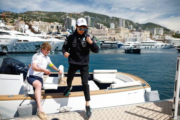 F1 - MONACO GRAND PRIX 2025 KIMI ANTONELLI Andrea (ita), Mercedes AMG F1 Team W16, portrait during the Formula 1 Tag Heuer Grand Prix de Monaco, 8th round of the 2025 FIA Formula One World Championship, WM, Weltmeisterschaft from May 23 to 25, 2025 on the Circuit de Monaco, in Monte-Carlo, Monaco - Monte-CarloMonaco  Copyright: xJavierxJimenezx