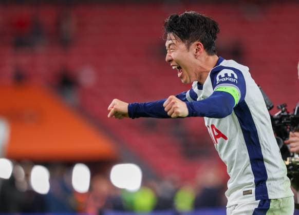 May 22, 2025, Bilbao, Catalogna, Spagna: SON HEUNG MIN of FC Tottenham Hotspur celebrates during the UEFA Europa League Final 2024 between the English teams Manchester United, ManU vs Tottenham at the San Mames stadium. Bilbao Spain - ZUMAs236 20250522_aap_s236_003 Copyright: xFabioxSassox