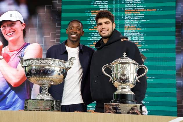 May 22, 2025, Paris, Paris, France: Ousman Dembele (PSG football player), and Carlos Alcaraz, Gilles Moretton during the draw of the tennis Grand Slam of Roland Garros 2025, at Roland Garros Stadium - on May 22 2025.Paris - France Paris France - ZUMAb253 20250522_zsp_b253_065 Copyright: xLoicxBaratouxx
