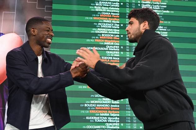 Ousmane Dembele and Carlos Alcaraz in front of the cups. Draw for the Roland Garros tennis tournament in the presence of Gilles Moretton, President of the French Tennis Federation and Amelie Mauresmo, Director of the Roland Garros Tournament, with Ousmane Dembele of PSG as guest of honor, on May 22, 2025. - 22 05 2025 - France Ile-de-France (region) Paris - Draw, Roland Garros 2025, in Paris on May 22, 2025 JulienxMattiax xLexPictorium  LePictorium_0308642.jpg