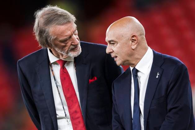 Tottenham Hotspur FC v Manchester United, ManU FC - UEFA Europa League Sir Jim Ratcliffe speaks with Daniel Levy during the award ceremony following the UEFA Europa League final football match between Tottenham Hotspur FC and Manchester United FC. Bilbao Spain Copyright: xNicoloxCampox