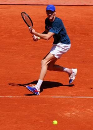 Jannik Sinner practices French Open Tennis, Friday Previews, Qualifying and Practice, Tennis, Roland Garros, Paris, France - 23 May 2025 EDITORIAL USE ONLY No use with unauthorised audio, video, data, fixture lists, club league logos or live services. Online in-match use limited to 120 images, no video emulation. No use in betting, games or single club league player publications. Copyright: xJavierxGarcia Shutterstockx 15314610bi