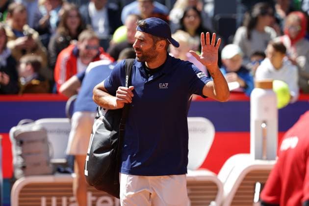 GER, Hamburg, xFSx , ATP 500 , Mens Tennis Tournament Bitpanda Hamburg Open 2025, Semifinals , Mens Doubles , 23 05 2025 Simone Bolelli ITA thanks the fans Copyright: HMBxMedia FernandoxSoares