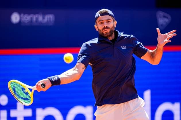 HAMBURG, GERMANY - MAY 23: Simone Bolelli of Italy plays a forehand in his Men s Doubles Semi Final match with Andrea Vavassori of Italy against Joe Salisbury of Great Britain and Neal Skupski of Great Britain during Day Seven of the Bitpanda Hamburg Open at Am Rothenbaum on May 23, 2025 in Hamburg, Germany. (Photo by Rene Nijhuis) SPO  Copyright: xRenexNijhuis