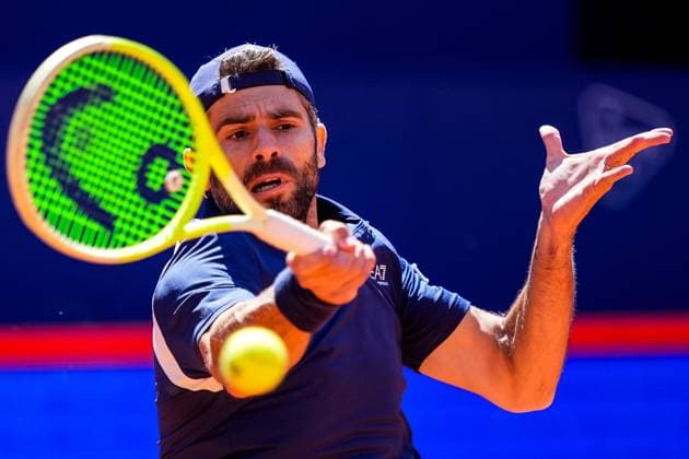 HAMBURG, GERMANY - MAY 23: Simone Bolelli of Italy plays a forehand in his Men s Doubles Semi Final match with Andrea Vavassori of Italy against Joe Salisbury of Great Britain and Neal Skupski of Great Britain during Day Seven of the Bitpanda Hamburg Open at Am Rothenbaum on May 23, 2025 in Hamburg, Germany. (Photo by Rene Nijhuis) SPO  Copyright: xRenexNijhuis