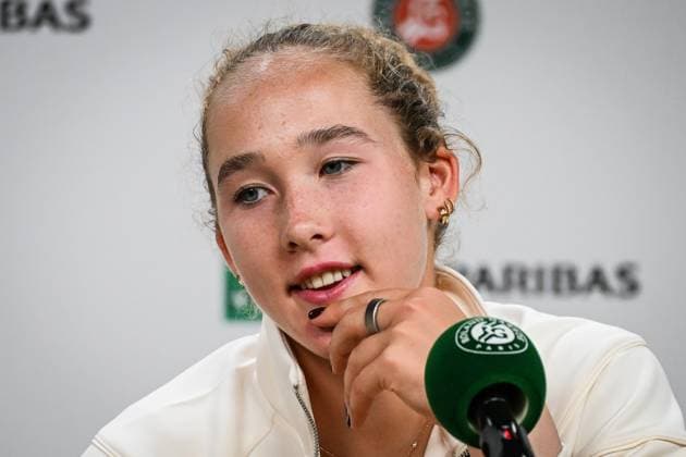 May 23, 2025, Paris, France, France: Mirra ANDREEVA of Russia during the Roland-Garros 2025, French Open 2025, Grand Slam tennis tournament at Roland-Garros Stadium on May 23, 2025 in Paris, France. Paris France - ZUMAm308 20250523_zsp_m308_023 Copyright: xMatthieuxMirvillex