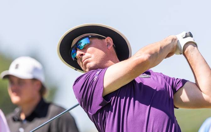 May 23, 2025, Fort Worth, Tx, USA: FORT WORTH, TX - MAY 23, 2025 - Sami Valimaki of Finland plays the second round of the 2025 Charles Schwab Challenge PGA, Golf Herren at Colonial Country Club in Fort Worth, Texas. Fort Worth USA - ZUMAsc5_ 20250523_zaf_sc5_003 Copyright: xErichxSchlegelx