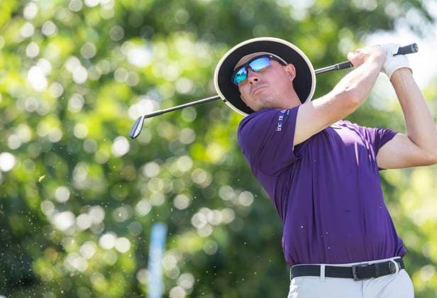 May 23, 2025, Fort Worth, Tx, USA: FORT WORTH, TX - MAY 23, 2025 - Sami Valimaki of Finland plays the second round of the 2025 Charles Schwab Challenge PGA, Golf Herren at Colonial Country Club in Fort Worth, Texas. Fort Worth USA - ZUMAsc5_ 20250523_zaf_sc5_016 Copyright: xErichxSchlegelx