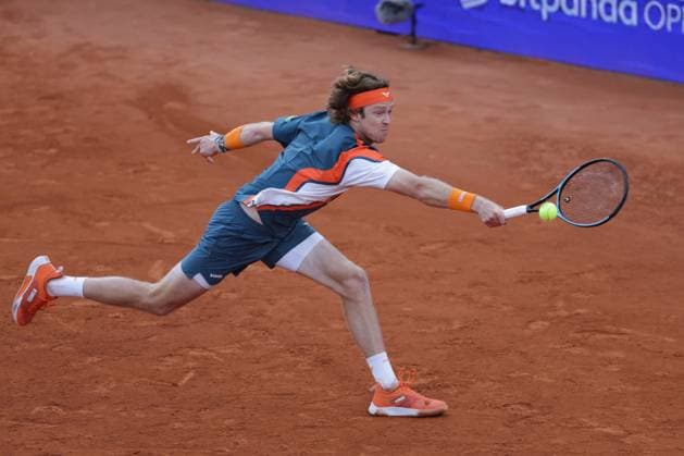 GER, Hamburg, xFSx , ATP 500 , Mens Tennis Tournament Bitpanda Hamburg Open 2025, Semifinals , Mens Singles , 23 05 2025 Andrey Rublev RUS plays a backhand Copyright: HMBxMedia FernandoxSoares