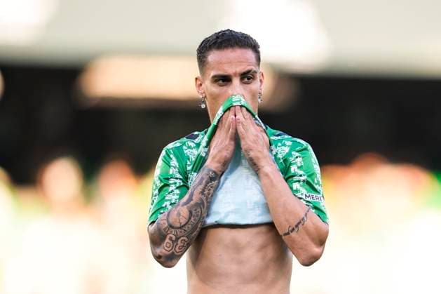May 23, 2025, Sevilla, Sevilla, SPAIN: Antony Matheus dos Santos of Real Betis warms up during the Spanish league, LaLiga EA Sports, football match played between Real Betis and Valencia CF at Benito Villamarin stadium on May 23, 2025, in Sevilla, Spain. Sevilla SPAIN - ZUMAa181 20250523_zaa_a181_036 Copyright: xJoaquinxCorcherox