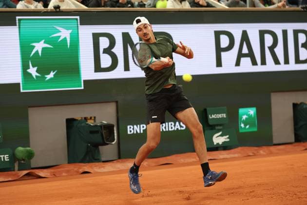 ROLAND GARROS 2025 Thierry Larret MAXPPP - PARIS (75) 24 05 2025 Thierry Larret Maxppp. Tennis. Roland Garros 2025. Internationaux de France de tennis. Stade Roland Garros, Paris (75). Le 24 mai 2025. Entrainement Lorenzo MUSETTI vs Lorenzo SONEGO Tennis. Roland Garros 2025. French Open tennis tournament. Roland Garros Stadium, Paris (75) PARIS (75) STADE ROLAND GARROS PARIS ILE DE FRANCE FRANCE  Copyright: xMAXPPPxThierryxLarretx TLR202505242098 TLR202505242098