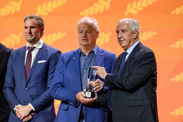 250524 Niklas Kronwall, Bengt Ake Gustafsson and Luc Tardif, President of the International Ice Hockey Federation during the IIHF Contributors™ Award Ceremony on May 24, 2025 in Stockholm Photo Simon Hastegard BILDBYRAN kod SH SH0625 ishockey ice hockey presskonferens press conference bbeng  Copyright: SIMONxHASTEGARD BB250524SH003