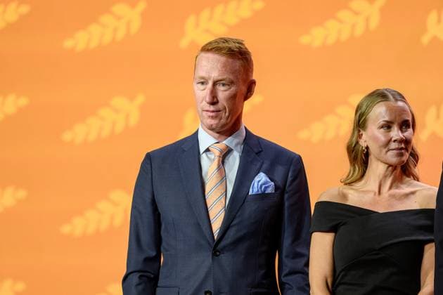 250524 Jörgen Jönsson and Anna Liv, wife of late Stefan Liv during the IIHF Contributors™ Award Ceremony on May 24, 2025 in Stockholm Photo Simon Hastegard BILDBYRAN kod SH SH0625 ishockey ice hockey presskonferens press conference bbeng  Copyright: SIMONxHASTEGARD BB250524SH007