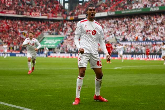 Cologne, Germany, 18 05 25 Damion Downs 1 FC Köln cheers after his assist for 2 0 during the 2 Bundesliga match between 1 FC Köln vs 1 FC Kaiserslautern at RheinEnergieStadion Köln RheinEnergieStadion North Rhine Westphalia Germany Copyright: xBrauer-Fotoagenturx xAdrianxSchlx
