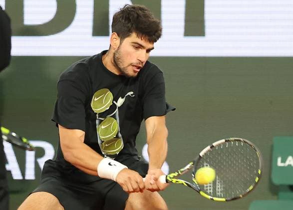 ROLAND GARROS 2025 Thierry Larret MAXPPP - PARIS (75) 24 05 2025 Thierry Larret Maxppp. Tennis. Roland Garros 2025. Internationaux de France de tennis. Stade Roland Garros, Paris (75). Le 24 mai 2025. Journee Yannick Noah. Carlos ALCARAZ vs Dusan LAJOVIC Tennis. Roland Garros 2025. French Open tennis tournament. Roland Garros Stadium, Paris (75) PARIS (75) STADE ROLAND GARROS PARIS ILE DE FRANCE FRANCE  Copyright: xMAXPPPxThierryxLarretx TLR202505242259 TLR202505242259