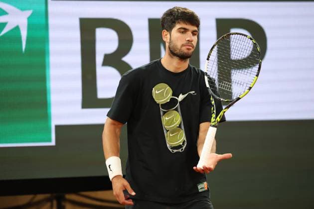 ROLAND GARROS 2025 Thierry Larret MAXPPP - PARIS (75) 24 05 2025 Thierry Larret Maxppp. Tennis. Roland Garros 2025. Internationaux de France de tennis. Stade Roland Garros, Paris (75). Le 24 mai 2025. Journee Yannick Noah. Carlos ALCARAZ vs Dusan LAJOVIC Tennis. Roland Garros 2025. French Open tennis tournament. Roland Garros Stadium, Paris (75) PARIS (75) STADE ROLAND GARROS PARIS ILE DE FRANCE FRANCE  Copyright: xMAXPPPxThierryxLarretx TLR202505242266 TLR202505242266