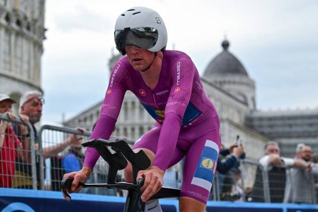 idl-Trek s Danish rider Mads Pedersen finishes the 10th stage during Stage 10 - Lucca-Pisa, Giro d Italia race in Pisa, Italy, May 20 2025  Copyright: xLisaxGuglielmi IPAxSportx xipa-agency.netx xx IPA_58175976 IPA_Agency_IPA58175976
