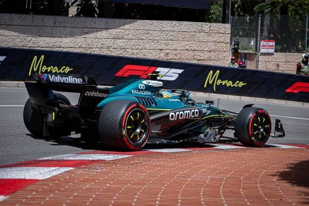 14, Fernando Alonso, SPA, Aston Martin AMR25, ASTON MARTIN ARAMCO F1 TEAM  Copyright: xElisaxCeschel IPAxSportx xipa-agency.netx xx IPA_58176145 IPA_Agency_IPA58176145